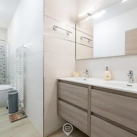 Sunset Apartment Càbras